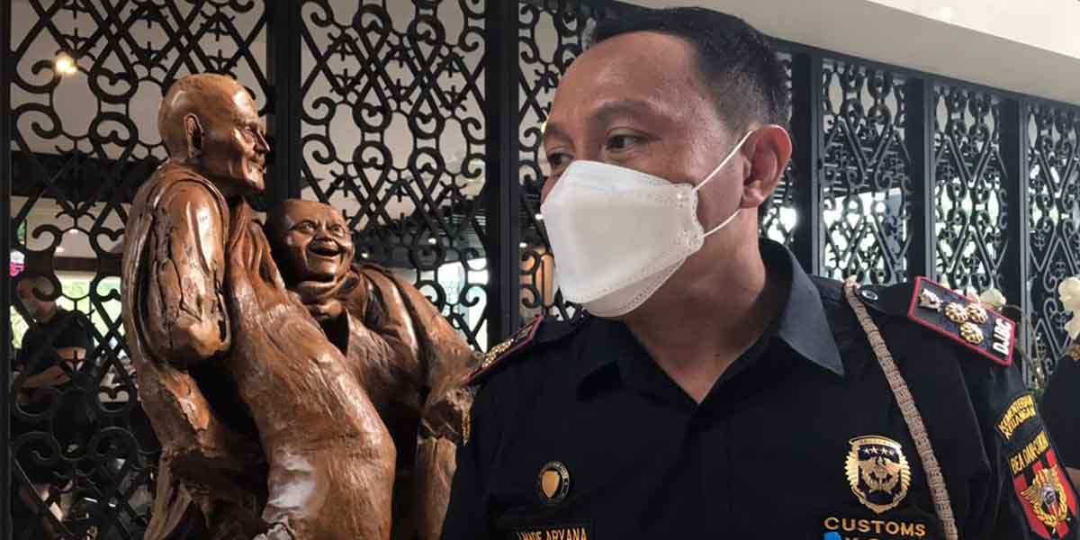 Kepala Bea Cukai Timika, I Made Aryana. Foto:Anti Patabang/Papua60detik